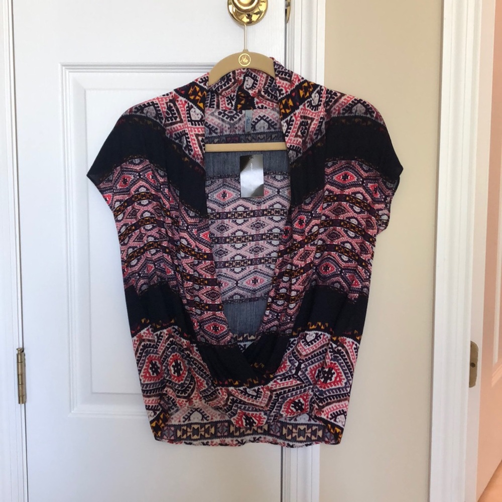 Patterned Low Draping Top - Abbeline